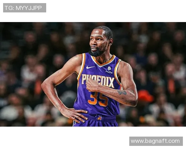 镜头回顾:杜兰特这一幕令人泪目 镜头回顾:杜兰特这一幕令人泪目