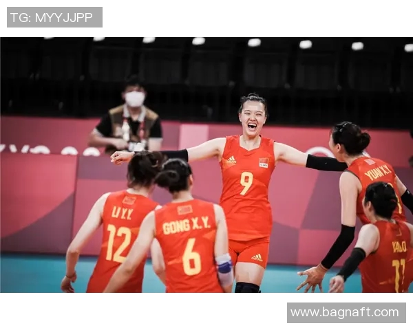 武磊赛场爆发小插曲,裁判如何处理? 武磊赛场爆发小插曲,裁判如何处理?