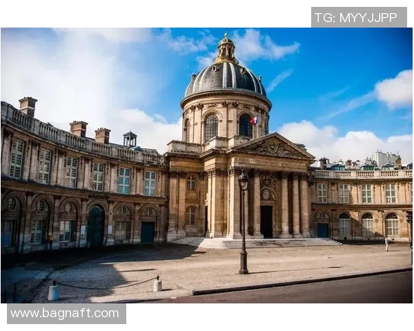 探索巴黎鲜为人知的秘密：十大令人惊讶的冷知识大揭秘